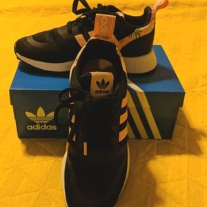 Adidas Multix sneakers